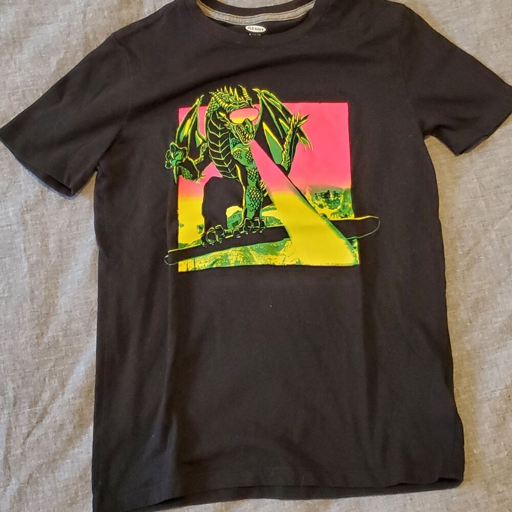 Old navy black tshirt with dinosaur - kids - Size XL